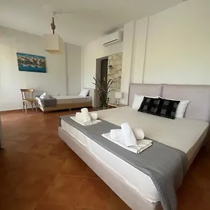4* Гостевой дом The House - & (adults Only)